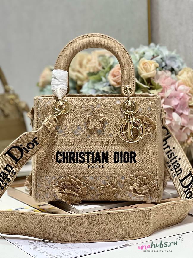 Dior Lady D-lite medium beige flower embroidery bag - 1