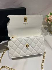 Chanel 23S Woc White Caviar Leather Bag - 3