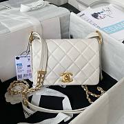 Chanel small foldable white lambskin gold hardware bag - 1