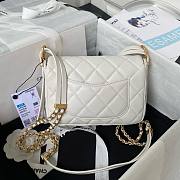 Chanel small foldable white lambskin gold hardware bag - 4