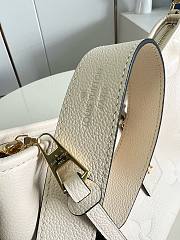 Louis Vuitton Carryall Cream Bag - 6