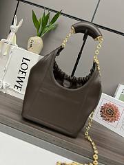 Loewe Squeeze small coffee leather bag - 6