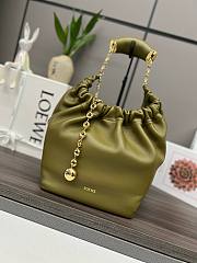 Loewe Squeeze small olive leather bag - 1