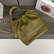 Loewe Squeeze small olive leather bag - 2