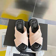 Chanel cream cross logo slippers - 1