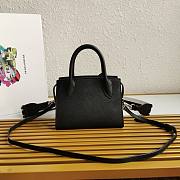 Prada Monochrome small black leather bag  - 4