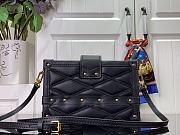 Louis Vuitton M23518 Petite Malle bag - 5