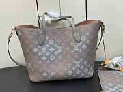 Louis Vuitton Blossom MM Mahina Leather M23387 Bag - 2