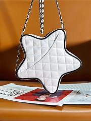 Chanel 24C Star white leather bag - 6