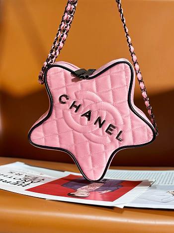 Chanel 24C Star pink leather bag