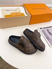 Louis Vuitton Unisex Cosy Flat 03 - 2