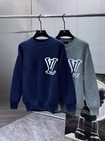 Louis Vuitton LV logo sweater ( blue/ gray)