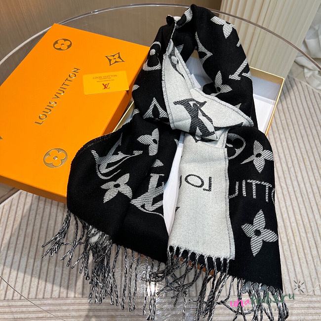 Louis Vuitton Monogram Wool Black Scarf - 1