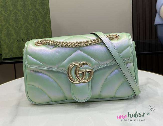 Gucci marmont medium green iridescent leather bag - 1