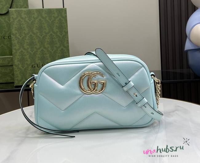 Gucci marmont green iridescent shoulder bag - 1