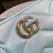 Gucci marmont green iridescent shoulder bag - 2