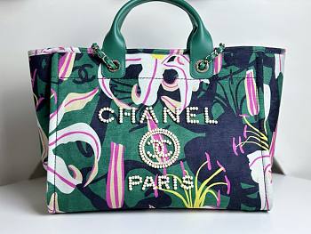 Chanel green A66941 large shopping bag