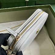 Gucci GG super mini white chain bag - 2