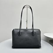 THE Row Terrase leather shoulder bag - 1