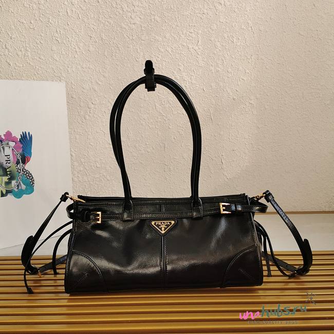 Prada 1BA426 medium black leather handbag - 1