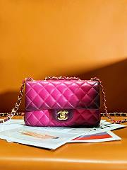 Chanel 24A CF Small Pink ombre lambskin bag  - 2