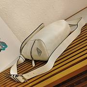 Prada 2VD056 white leather shoulder strap bag - 6