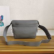 Prada 2VD056 gray leather shoulder strap bag - 4