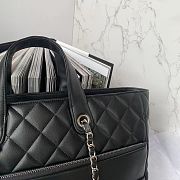 Chanel pocket black leather tote bag - 6