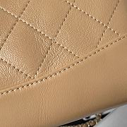 Chanel 23A beige leather 31 bag - 3