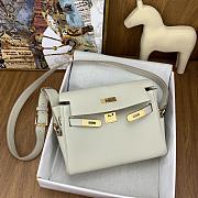 Hermes messenger 25 white togo gold hardware bag - 6