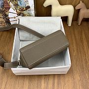 Hermes messenger 25 grey togo gold hardware bag - 4