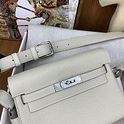 Hermes messenger 25 white togo silver hardware bag - 4