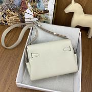 Hermes messenger 25 white togo silver hardware bag - 5