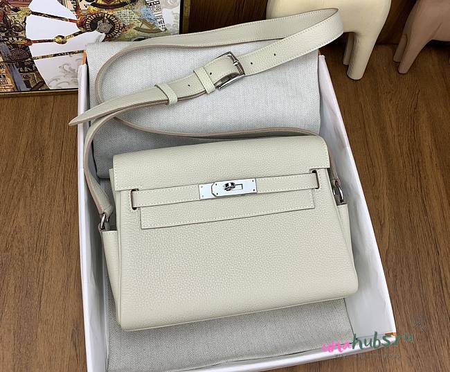 Hermes messenger 25 white togo silver hardware bag - 1