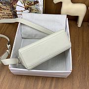 Hermes messenger 25 white togo silver hardware bag - 2