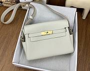 Hermes messenger 25 white togo gold hardware bag - 1