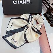 Chanel a set crunches  - 4