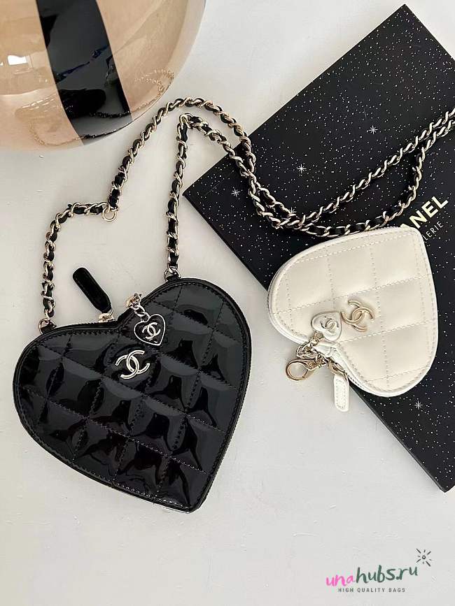 Chanel 23S double heart clutch - 1