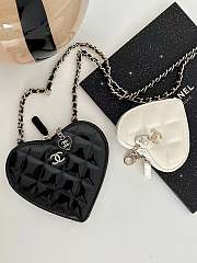 Chanel 23S double heart clutch - 1