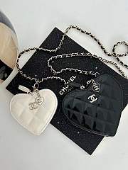 Chanel 23S double heart clutch - 3