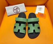 Hermes Chypre green leather sandal 02 - 1