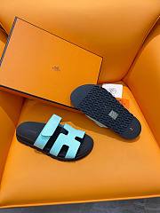 Hermes Chypre blue neon leather sandal - 5