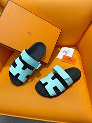 Hermes Chypre blue neon leather sandal - 4