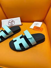 Hermes Chypre blue neon leather sandal - 3