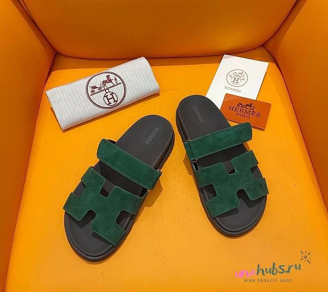 Hermes Chypre green suede sandal - 1