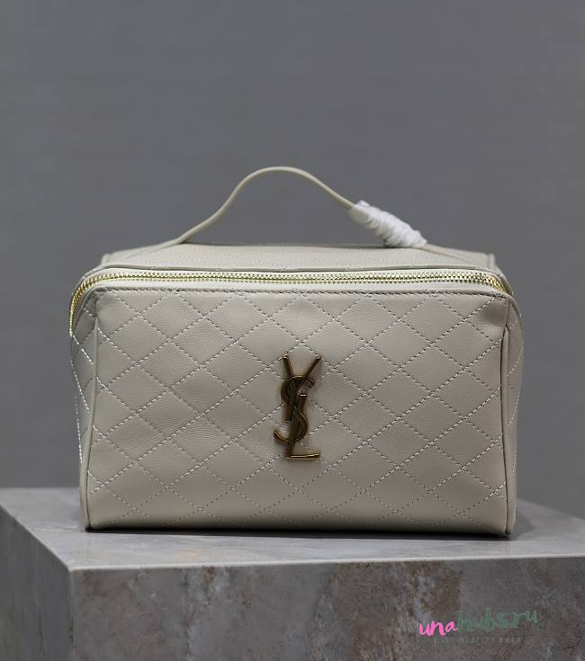 YSL white gaby leather makup case - 1