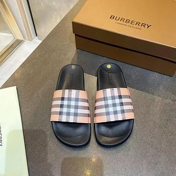 Burberry Men Sandals