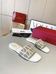 Valentino Garavani Natural Sandals - 3