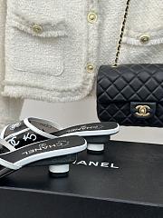 Chanel black/white mules - 4