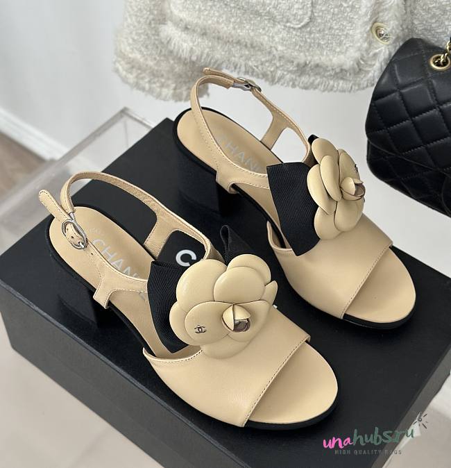 Chanel beige camellia flower flatform heel - 1